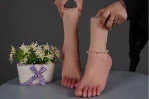 Silicone Foot Mannequin Lifelike Female Practice Feet Model (17)