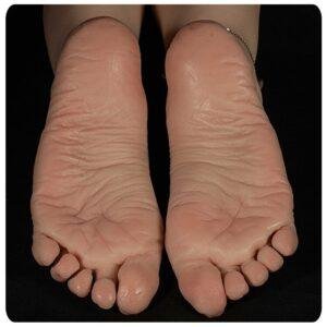 Silicone Foot Mannequin Lifelike Female Practice Feet Model (21)