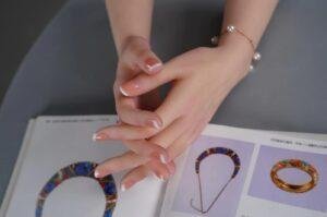 Silicone Hand Mannequin Lifelike Female Practice Hands Model(15)